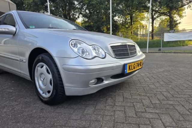 Mercedes-Benz C-Klasse (2003) thumbnail 6