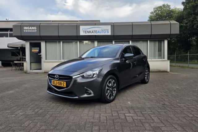 Mazda 2 (2017) thumbnail 4