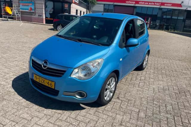 Opel Agila (2013) thumbnail 2