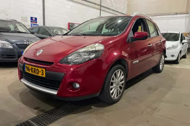 Renault Clio (2010) thumbnail 2