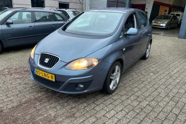 SEAT Altea (2010) thumbnail 2