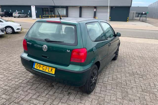 Volkswagen Polo (2000) thumbnail 5