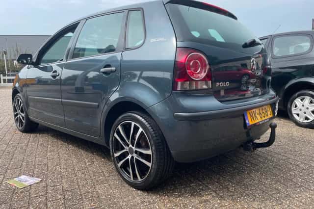 Volkswagen Polo (2006) thumbnail 6