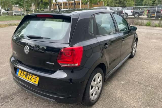 Volkswagen Polo (2010) thumbnail 3