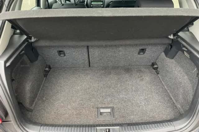 Volkswagen Polo (2010) thumbnail 6