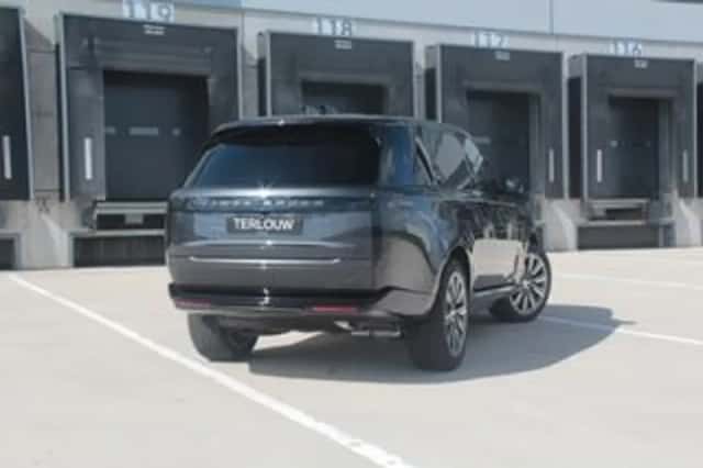 Land Rover Range Rover (2025) thumbnail 3