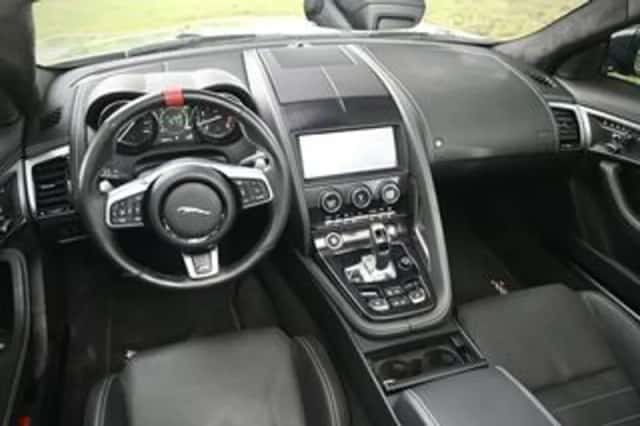Jaguar F-Type (2020) thumbnail 6