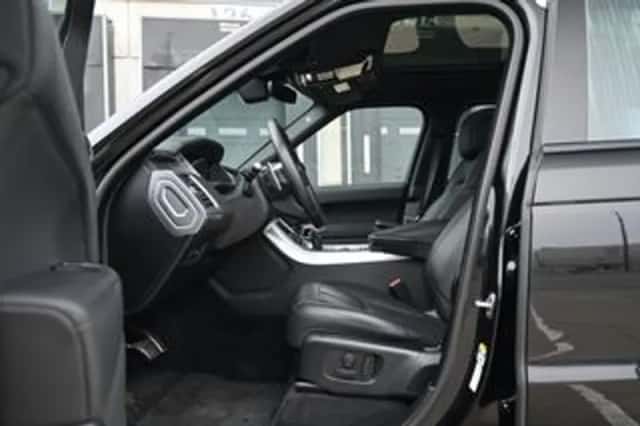 Land Rover Range Rover Sport (2020) thumbnail 2