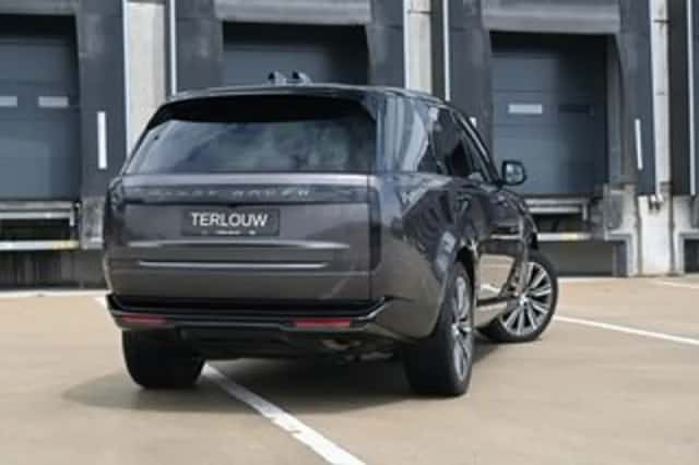 Land Rover Range Rover (2024) thumbnail 3