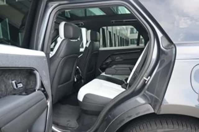 Land Rover Range Rover Sport (2023) thumbnail 6