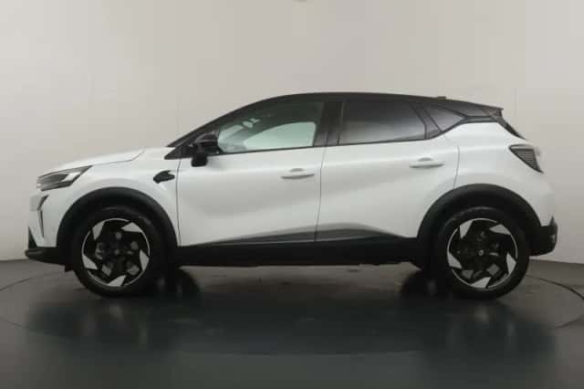 Renault Captur (2025) thumbnail 2