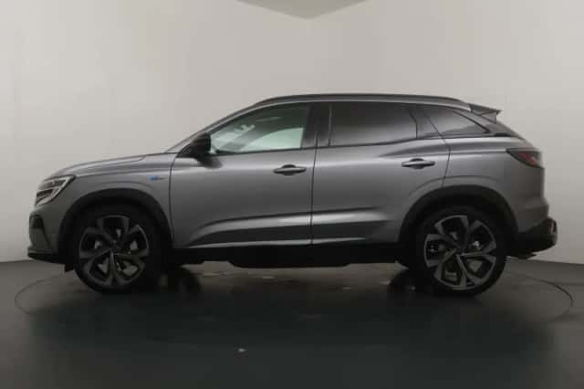Renault Austral (2023) thumbnail 2