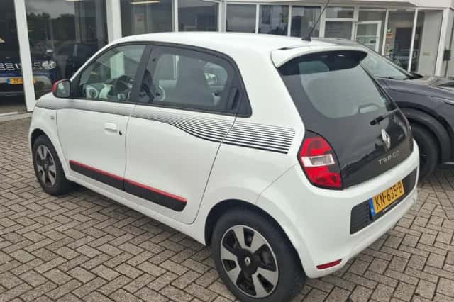 Renault Twingo (2016) thumbnail 3
