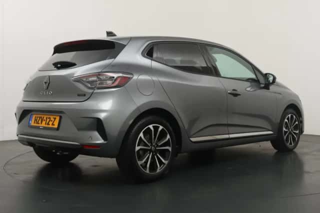 Renault Clio (2025) thumbnail 2