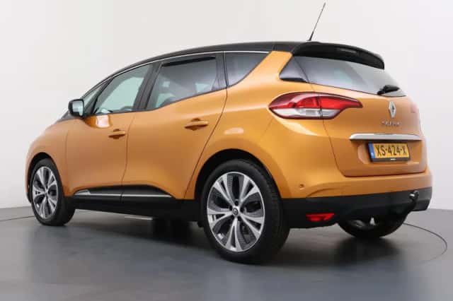 Renault Scénic (2019) thumbnail 3