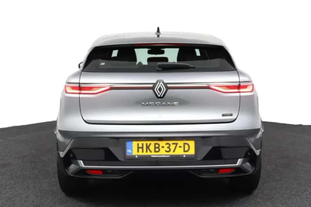 Renault Mégane E-Tech (2025) thumbnail 4