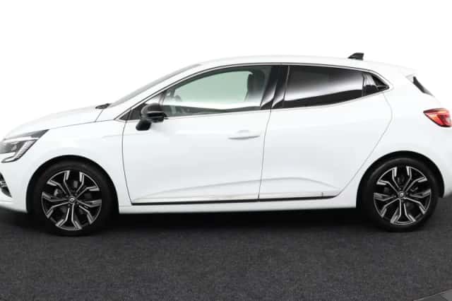 Renault Clio (2023) thumbnail 2