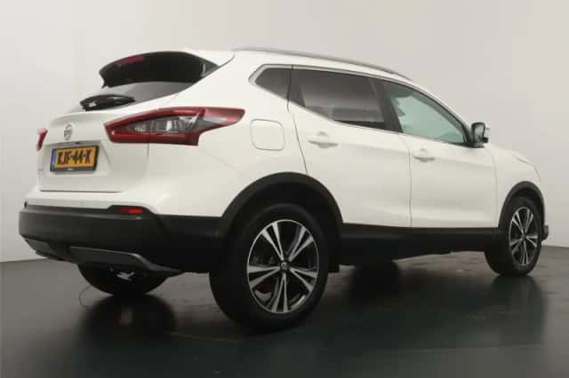 Nissan Qashqai (2021) thumbnail 5