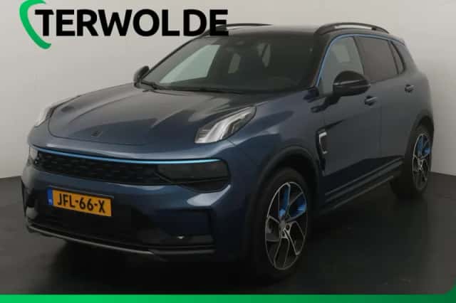Lynk & Co 01 (2025) thumbnail 1