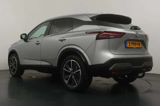Nissan Qashqai (2024) thumbnail 3