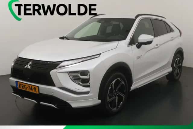 Mitsubishi Eclipse Cross (2022) thumbnail 1