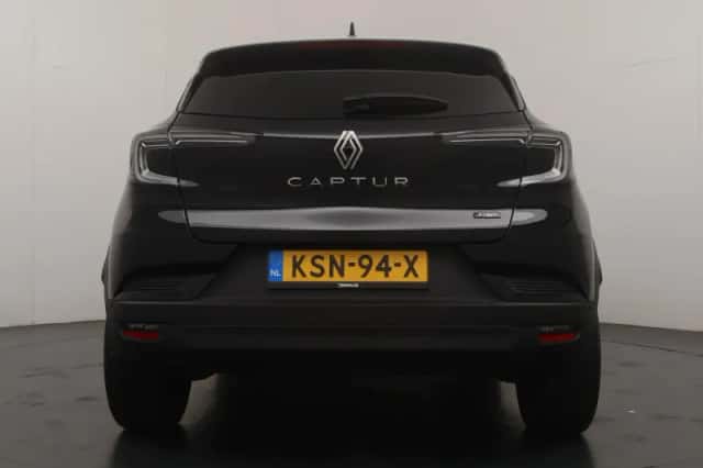 Renault Captur (2025) thumbnail 4