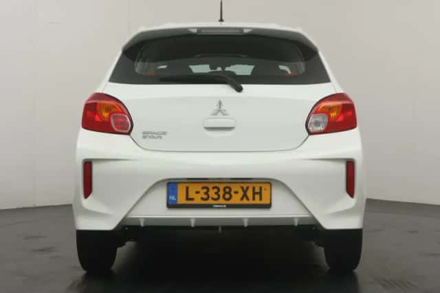 Mitsubishi Space Star (2021) thumbnail 4