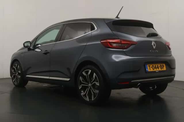 Renault Clio (2021) thumbnail 3