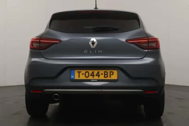 Renault Clio (2021) thumbnail 4