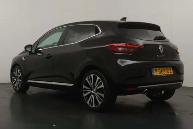 Renault Clio (2022) thumbnail 3