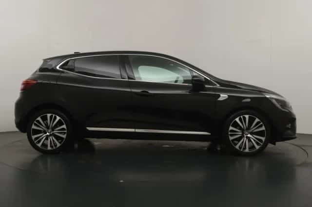 Renault Clio (2022) thumbnail 6