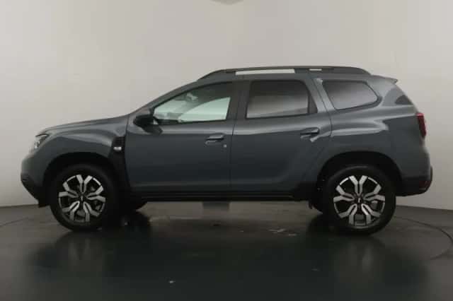 Dacia Duster (2023) thumbnail 2