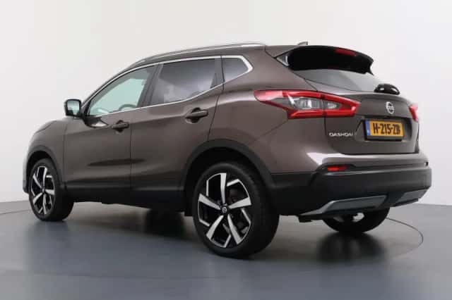 Nissan Qashqai (2020) thumbnail 3