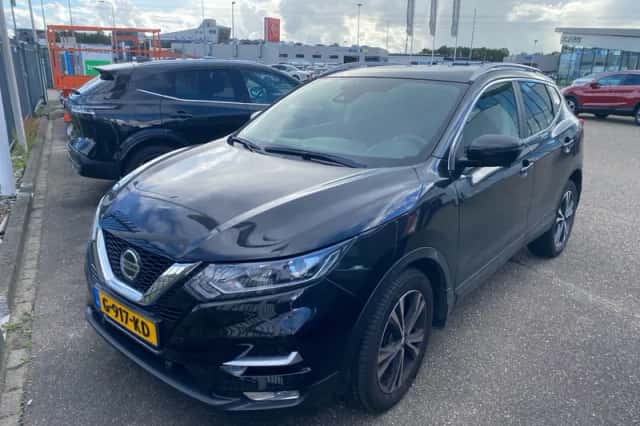 Nissan Qashqai (2019) thumbnail 2