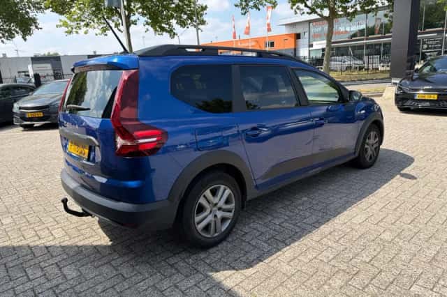Dacia Jogger (2022) thumbnail 5