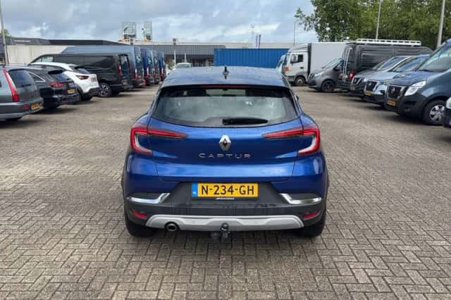 Renault Captur (2020) thumbnail 4