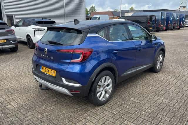 Renault Captur (2020) thumbnail 5