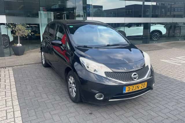 Nissan Note (2015) thumbnail 5