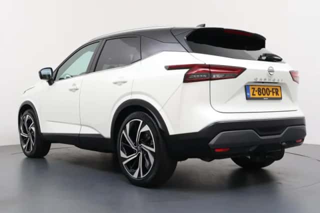 Nissan Qashqai (2024) thumbnail 3