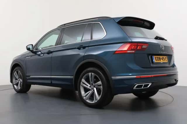 Volkswagen Tiguan (2023) thumbnail 3