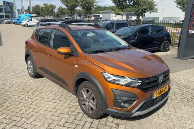 Dacia Sandero (2022) thumbnail 6