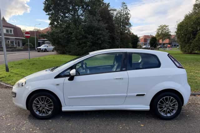 Fiat Punto Evo (2010) thumbnail 4