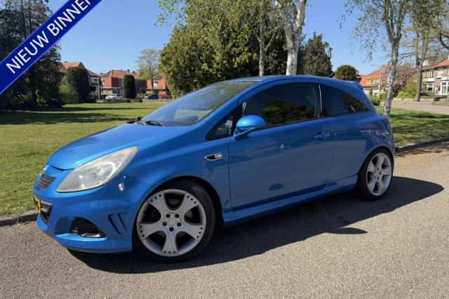 Opel Corsa (2008) thumbnail 1