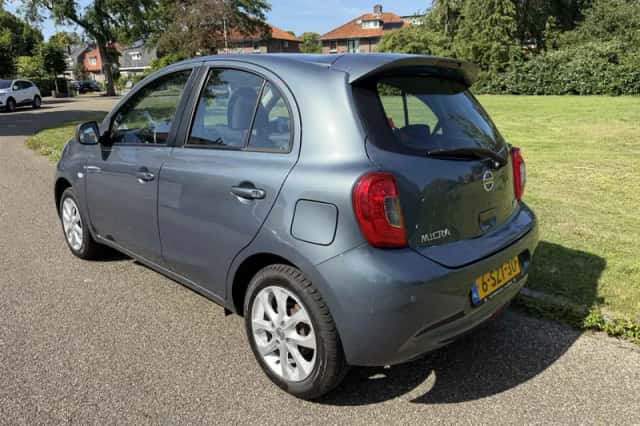 Nissan Micra (2014) thumbnail 3