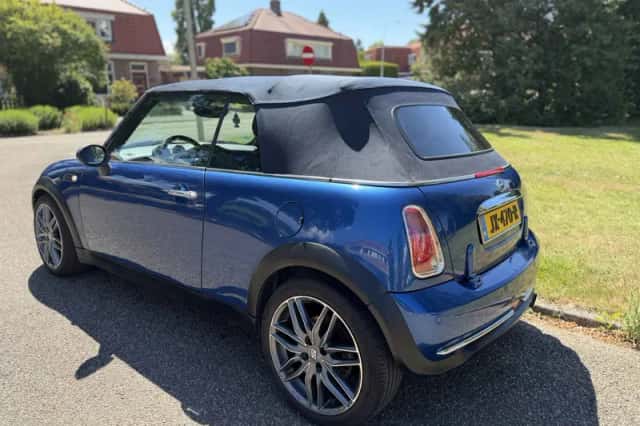 MINI Cooper (2008) thumbnail 6