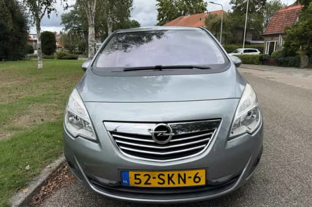 Opel Meriva (2011) thumbnail 5