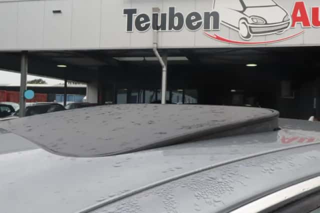 Audi A8 (2005) thumbnail 3