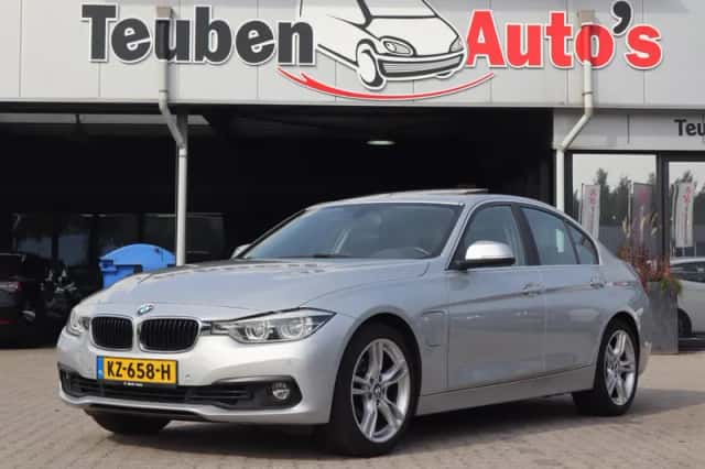 BMW 3-Serie (2016) thumbnail 1