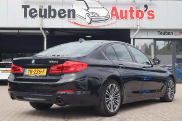 BMW 5-Serie (2018) thumbnail 2