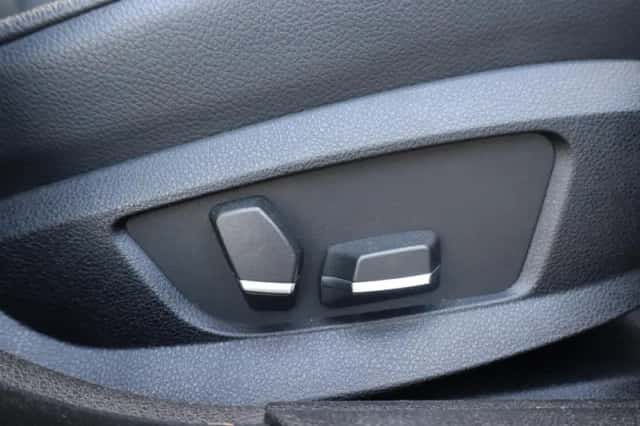 BMW 5-Serie (2010) thumbnail 6
